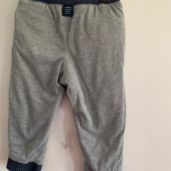 Baby Gap 2T Toddler boys Pants with grey cotton lining. In excellent condition. - Picture 5 of 5